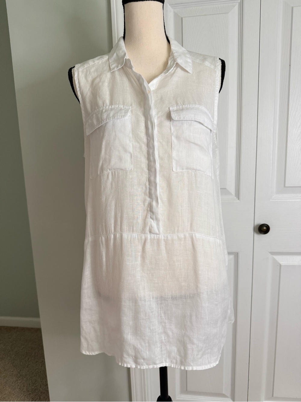 Jones & Co Jones New York White 100% Linen Sleeveless Tunic Top Tank Shirt M